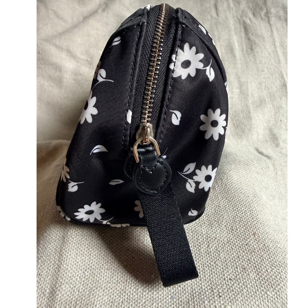 Kate Spade Chelsea Medium Cosmetic Bag Daisy Print Black Nylon Makeup Pouch K600 - Picture 4 of 15
